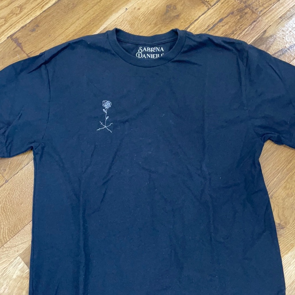Rose t shirt